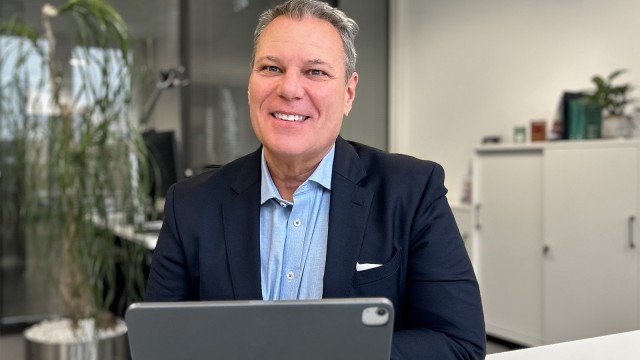 CEO Chris Holden
